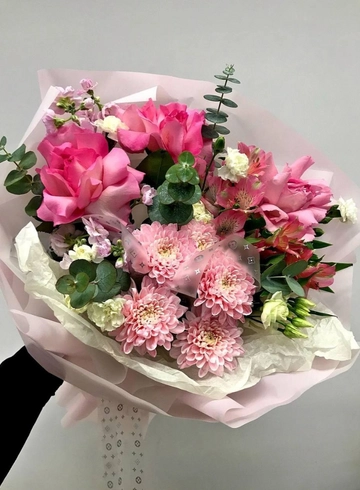 Букет с французской розой «Принцесса» от интернет-магазина цветов в 