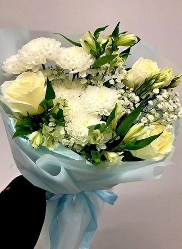 Букет с альстромерией «Морской бриз» от интернет-магазина цветов в 