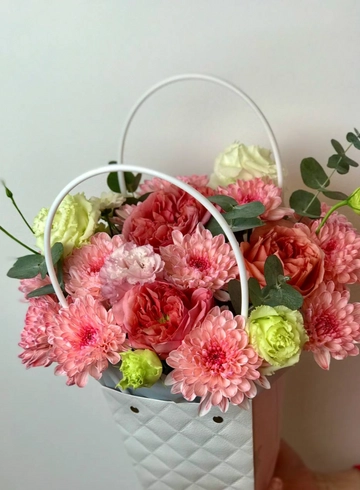 Композиция с пионовидной розой  «Розовое счастье» от интернет-магазина цветов в 