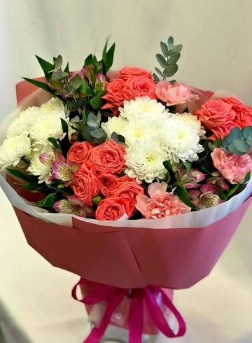 Букет с кустовой розой &laquo;Розовый океан&raquo; от интернет-магазина цветов в 