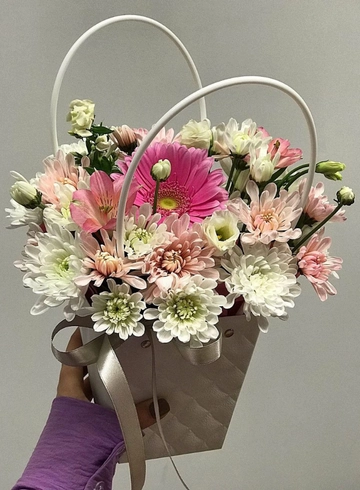 Композиция с герберой «Сахарная вата» от интернет-магазина цветов в 