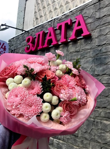 Букет с хризантемой шишки «Жемчужное ожерелье» от интернет-магазина цветов в 