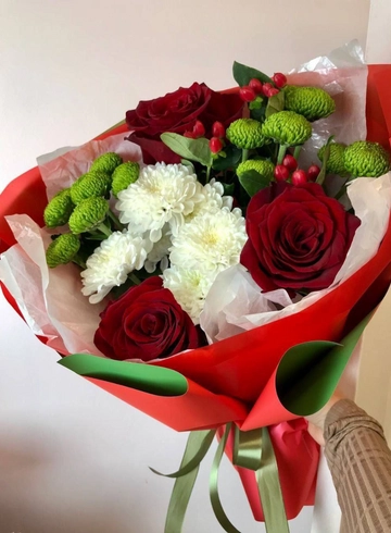 Букет  с хризантемой «Элеганса» от интернет-магазина цветов в 