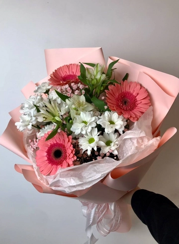 Букет с герберами «Злата» от интернет-магазина цветов в 