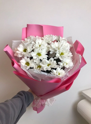 Монобукет из хризантем «Маленькая принцесса» от интернет-магазина цветов в 