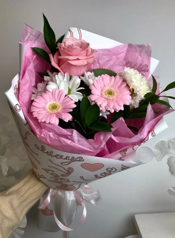 Букет с герберами &laquo;Розовый рассвет&raquo; от интернет-магазина цветов в 